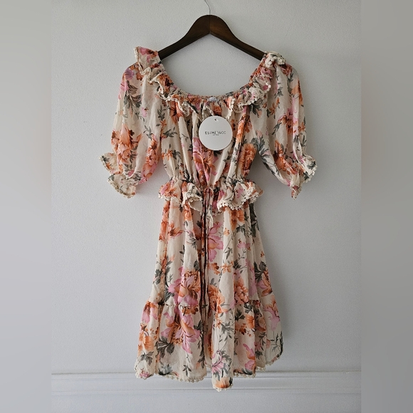 Esther & Co - Aiyana floral dress - Picture 3 of 8